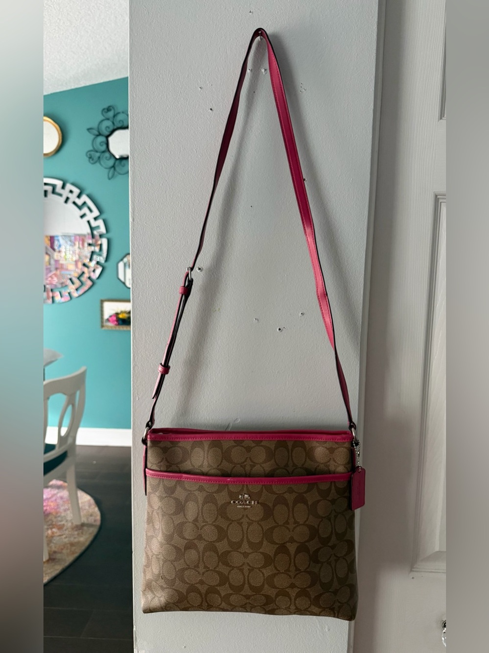 Coach Signature File Bag Pink Trim